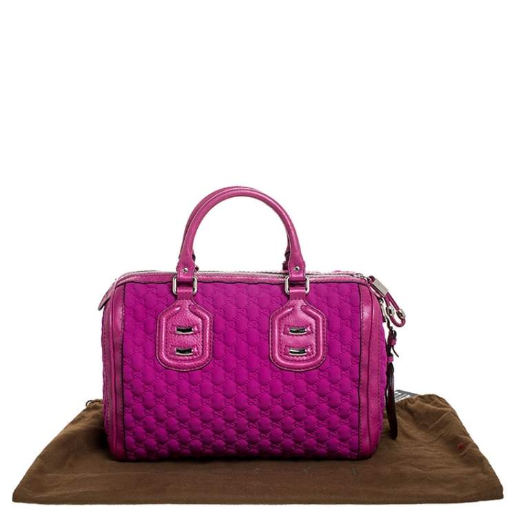 مملوكة مسبقًا Gucci Magenta Guccissima Neoprene and Leather Medium Techno Tag Boston Bag