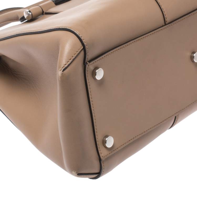 Pre Owned Gucci Beige Leather Lady Bamboo Top Handle Bag