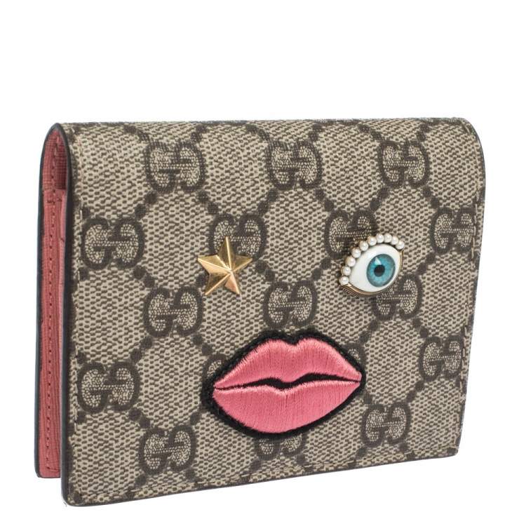 Pre Owned Gucci Beige GG Supreme Canvas Embroidered Face Bifold Card Holder