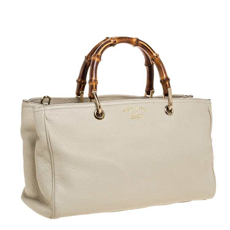 Pre Owned Gucci Ivory Grained Leather Medium Bamboo Shopper Tote