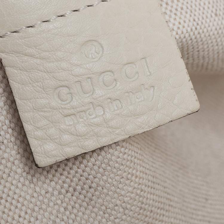 Pre Owned Gucci Ivory Grained Leather Medium Bamboo Shopper Tote