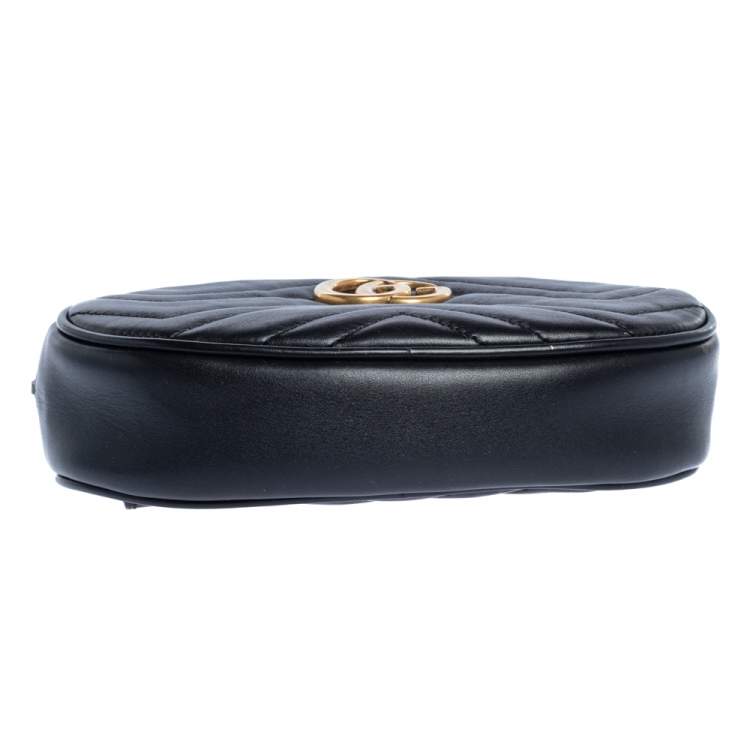 Pre Owned Gucci Black Matelasse Leather GG Marmont Belt Bag