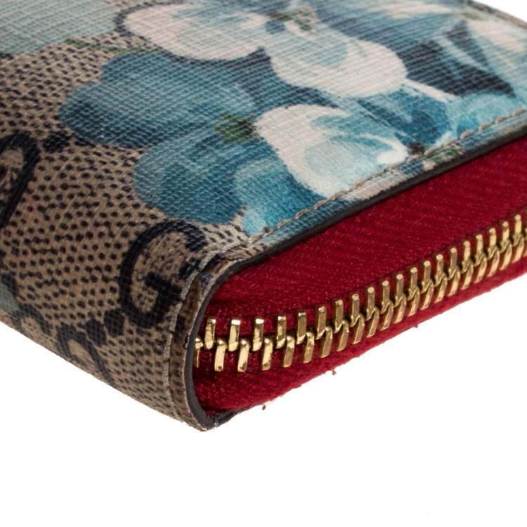 Pre Owned Gucci Blue GG Supreme Canvas Blooms Card Case