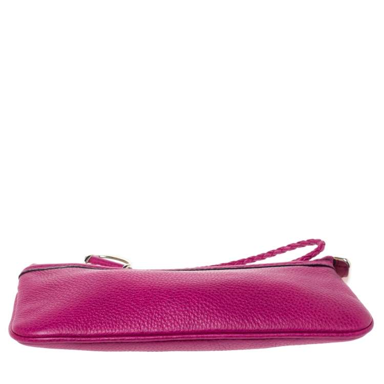 Pre Owned Gucci Magenta Leather Wristlet Clutch
