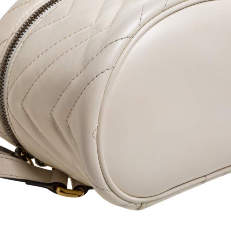 Pre Owned Gucci Cream Leather GG Marmont Vanity Case Backpack