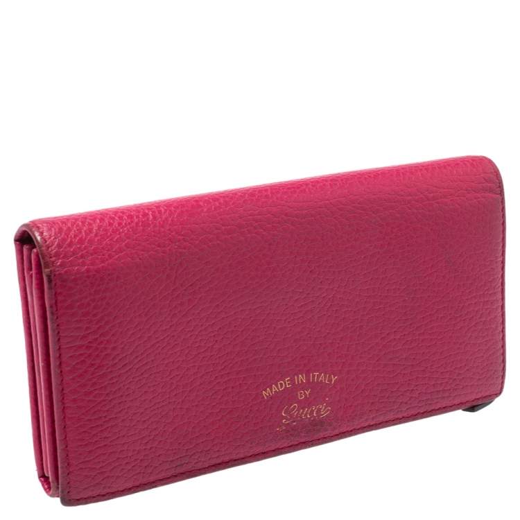 Pre Owned Gucci Magenta Leather Swing Continental Wallet