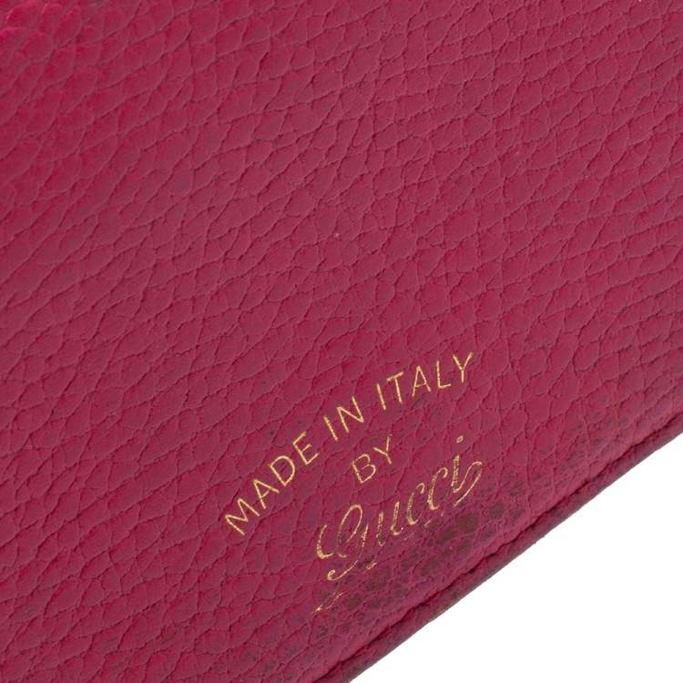 Pre Owned Gucci Magenta Leather Swing Continental Wallet