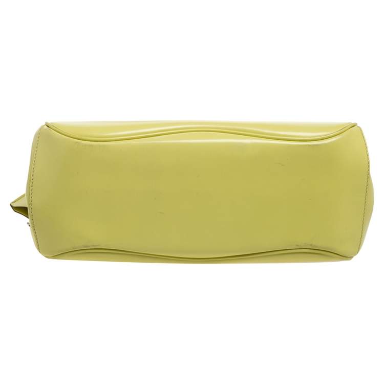 Pre Owned Gucci Yellow Patent Leather Lady Lock Bamboo Top Handle Bag