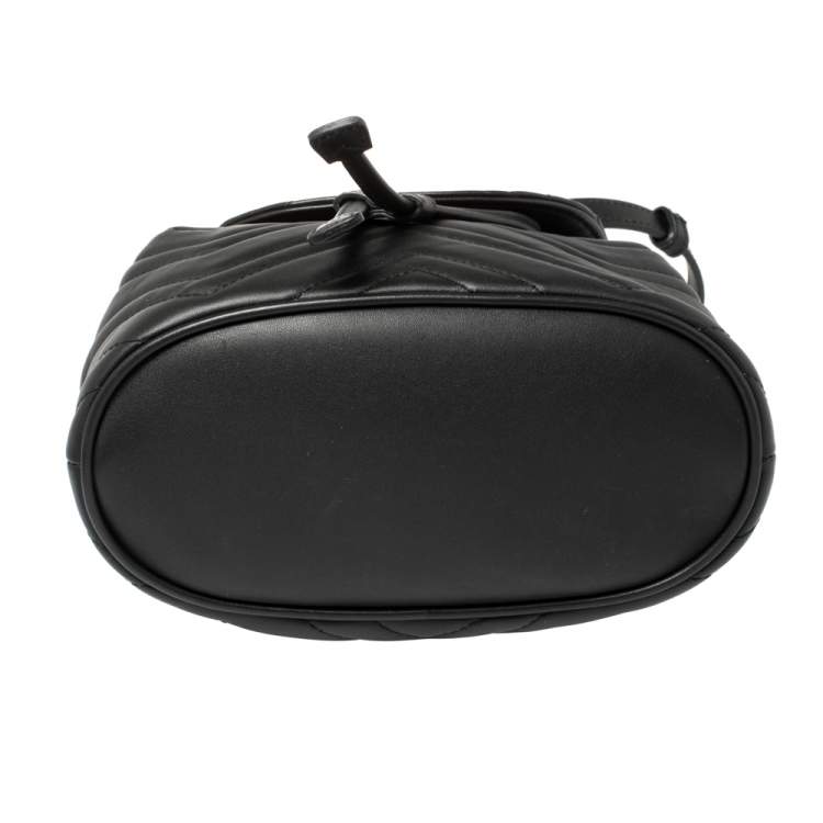 Pre Owned Gucci Black Matelasse Leather GG Marmont Backpack