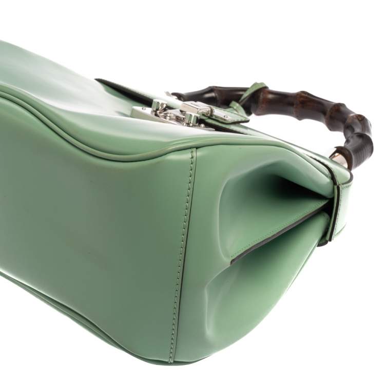 Pre Owned Gucci Mint Green Patent Leather Lady Lock Bamboo Top Handle Bag
