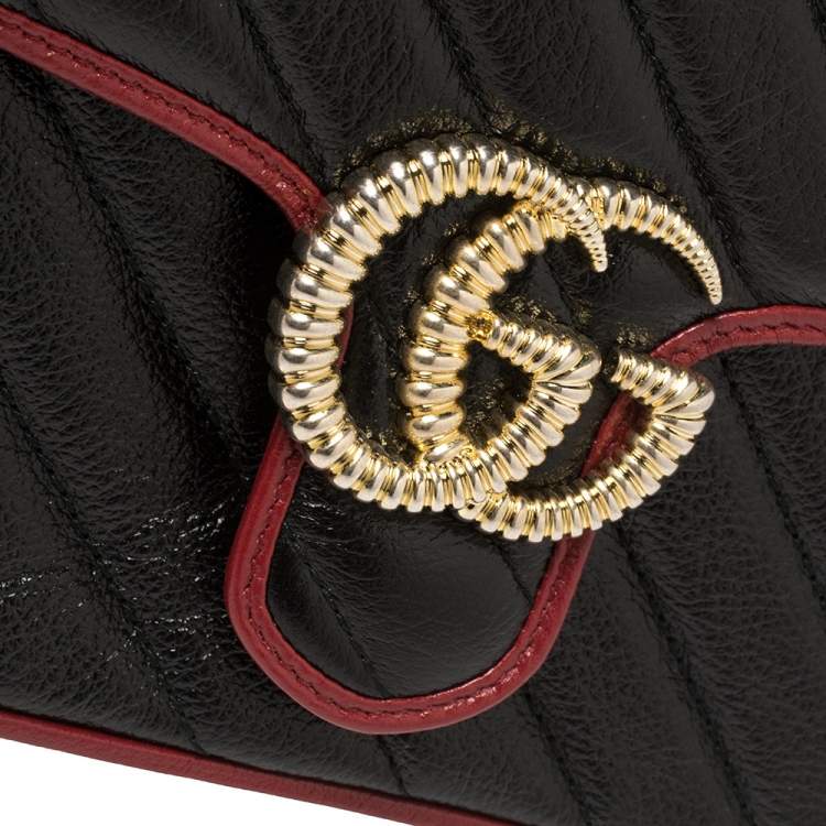 Pre Owned Gucci Black Diagonal Quilt Leather Mini GG Marmont Top Handle Bag