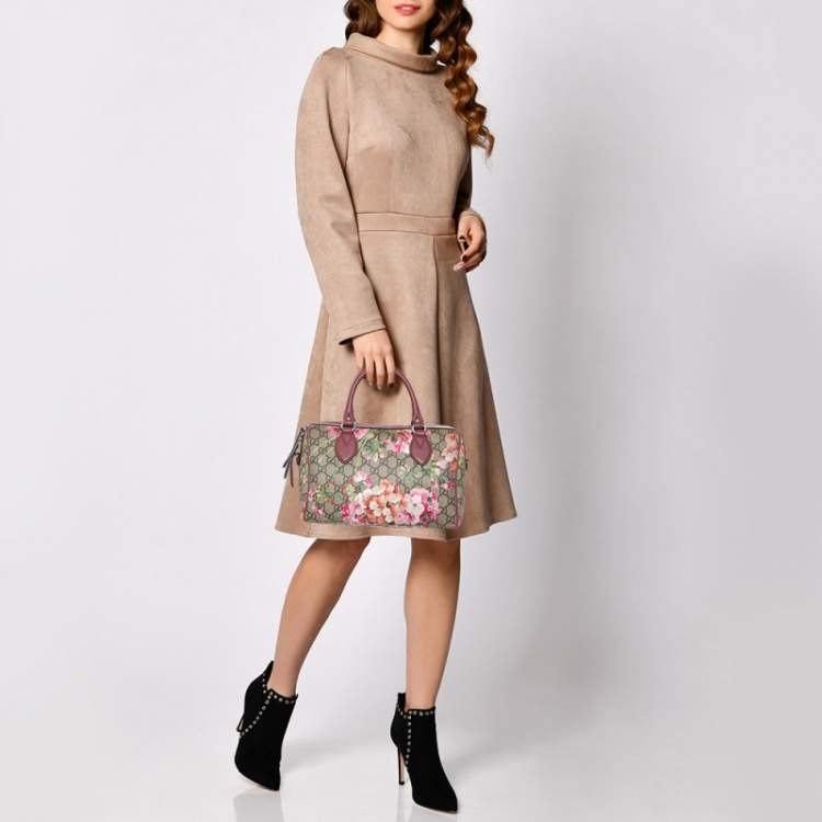 Gucci Blooms GG Supreme Boston Bag in Pink Leather Trim