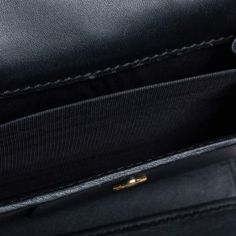 Pre Owned Gucci Black Leather Web Sylvie Trifold Wallet