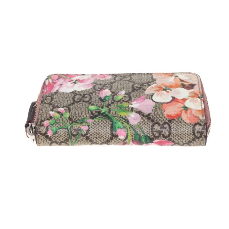 مملوكة مسبقًا Gucci Multicolor GG Supreme Blooms Canvas Coin Purse
