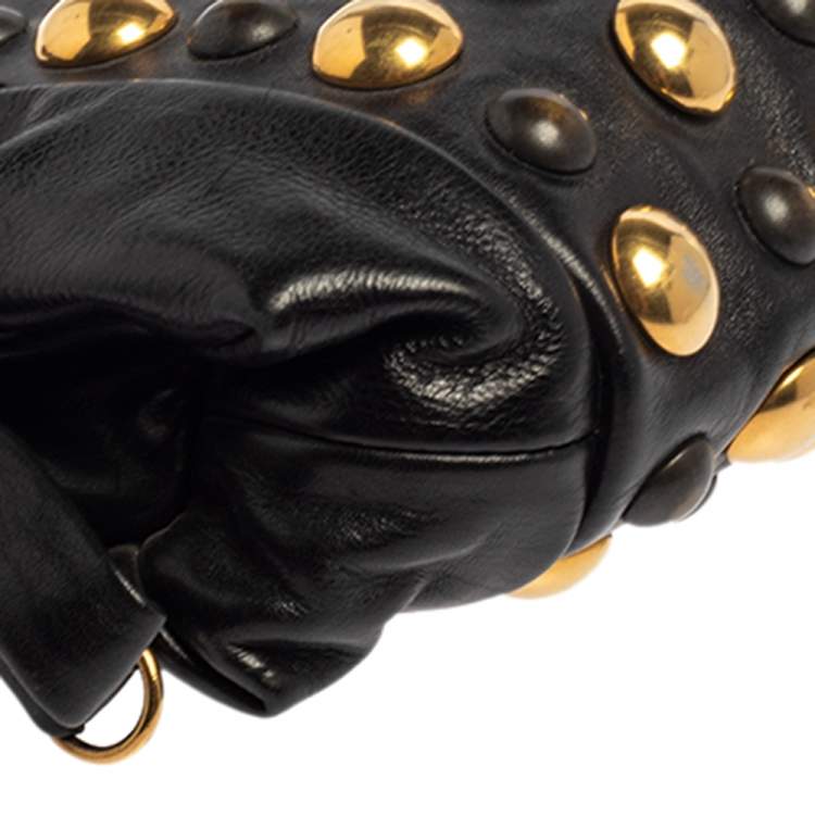 Pre Owned Gucci Black Leather Hysteria Studded Wristlet Clutch