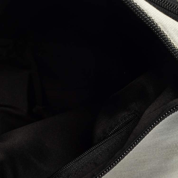 مملوكة مسبقًا Gucci Grey/Black Canvas Bamboo Top Handle Bag