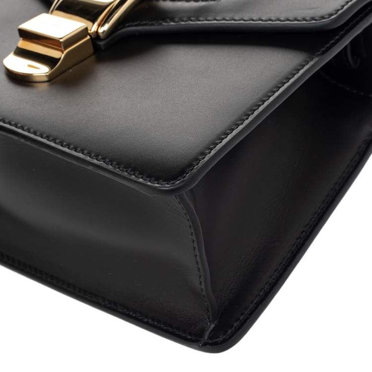 Pre Owned Gucci Black Leather Mini Sylvie Top Handle Bag