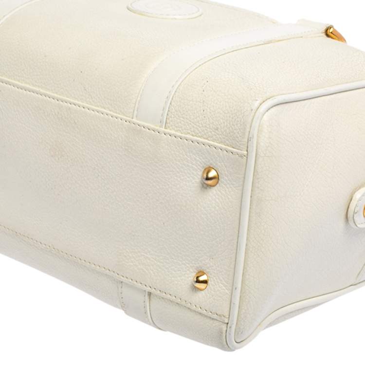 Pre Owned Gucci Off White Leather GG Embossed Boston Bag