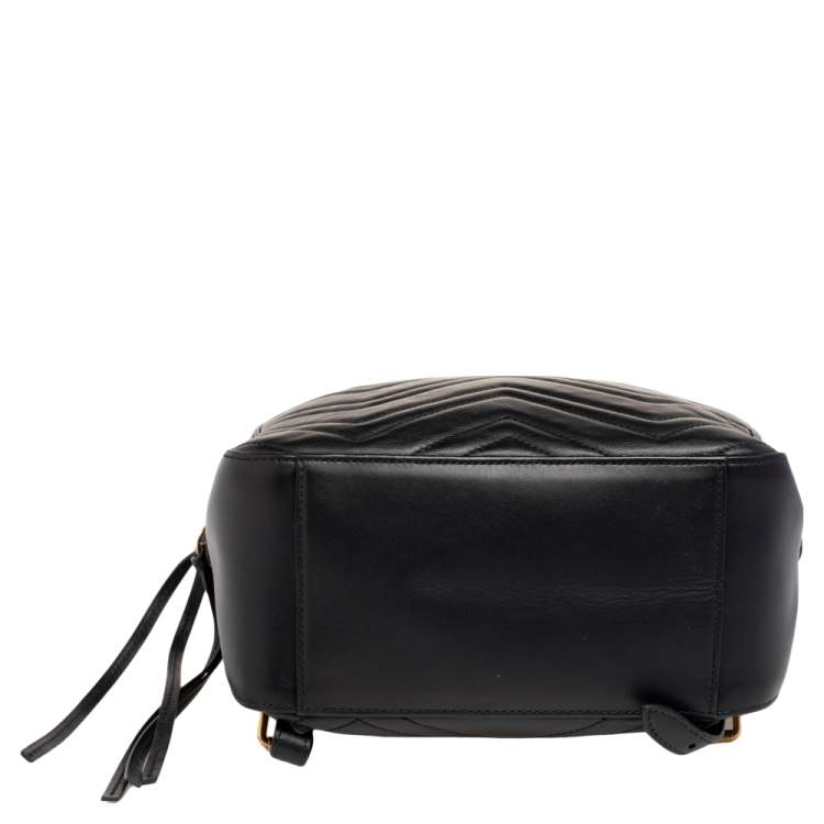 Pre Owned Gucci Black Matelassé Leather GG Marmont Backpack