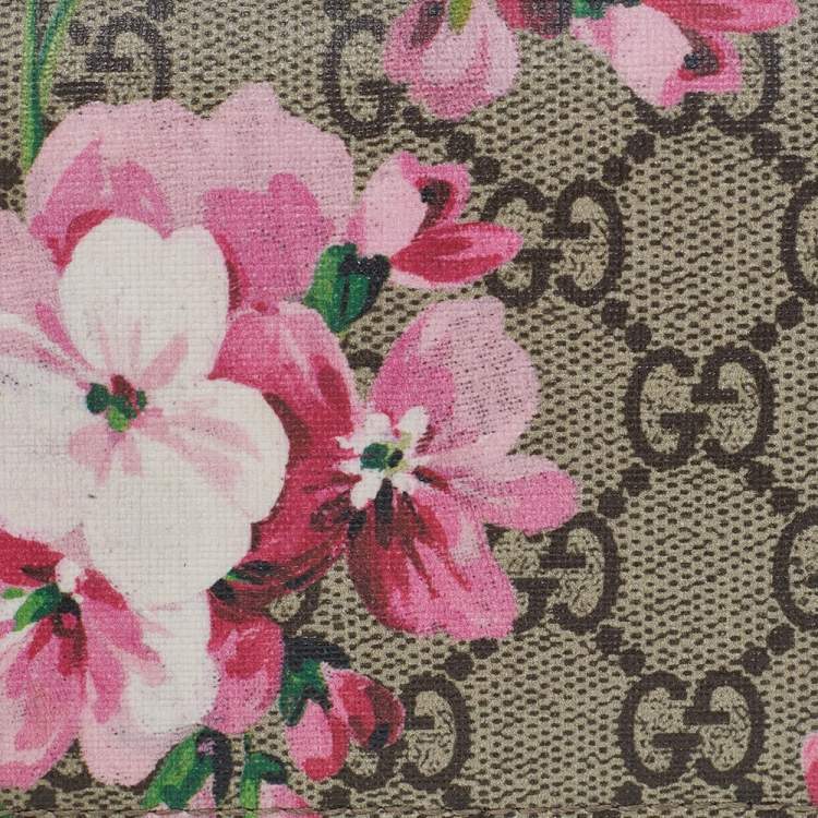 Pre Owned Gucci Beige/Pink GG Supreme Canvas Blooms Card Case