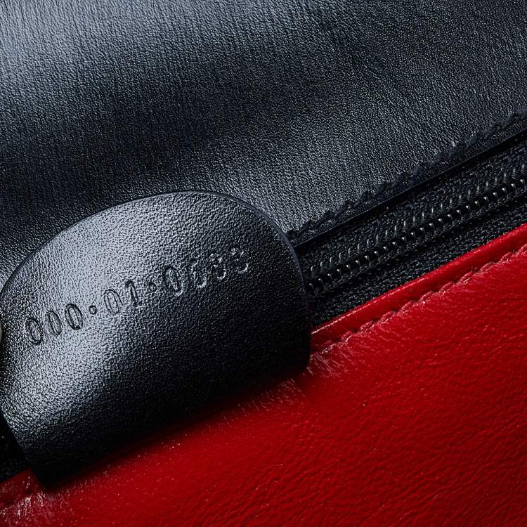 Pre Owned Gucci Black Leather Bamboo Top Handle Bag