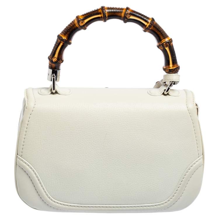 مملوكة مسبقًا Gucci White Leather Medium Tassel New Bamboo Top Handle Bag