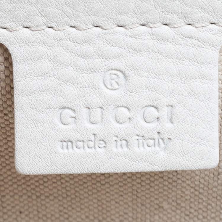 مملوكة مسبقًا Gucci White Leather Medium Tassel New Bamboo Top Handle Bag