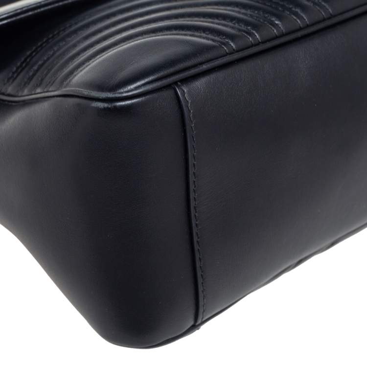 Pre Owned Gucci Black Matelassé Leather GG Marmont Small Top Handle Bag