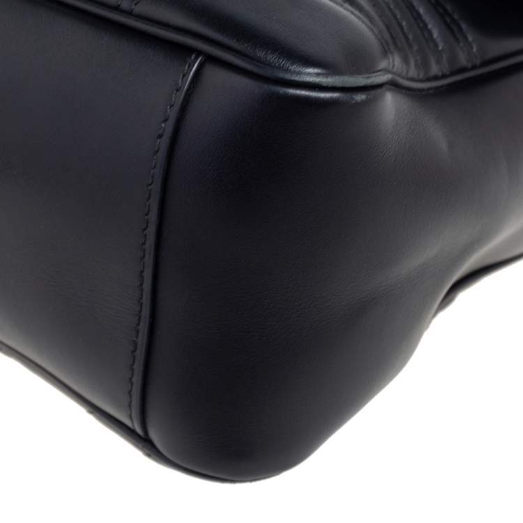 Pre Owned Gucci Black Matelassé Leather GG Marmont Small Top Handle Bag