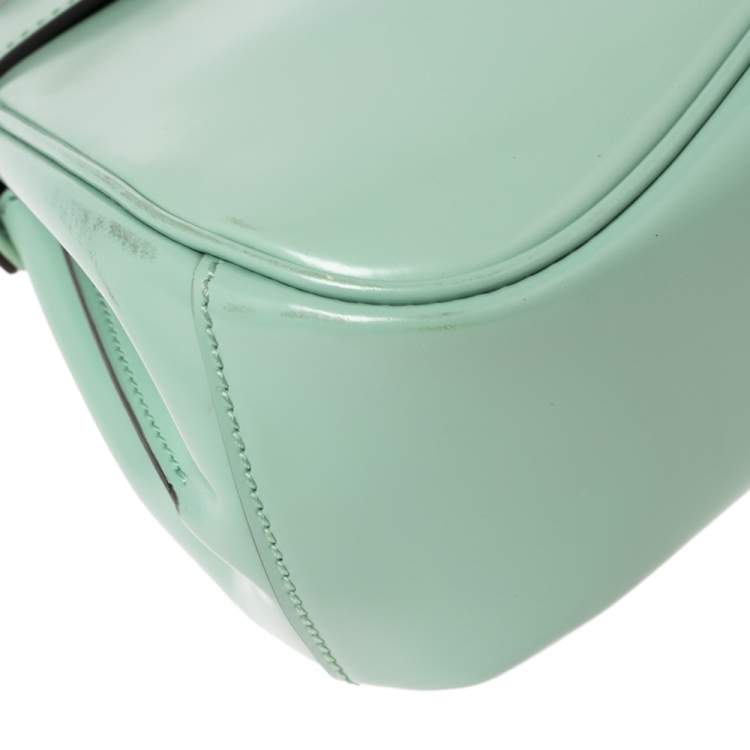Pre Owned Gucci Light Green Leather Lady Lock Bamboo Top Handle Bag