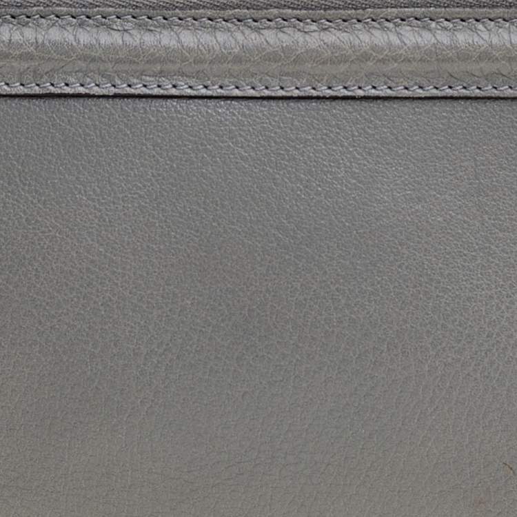 Pre Owned Gucci Grey Leather Braided Clutch