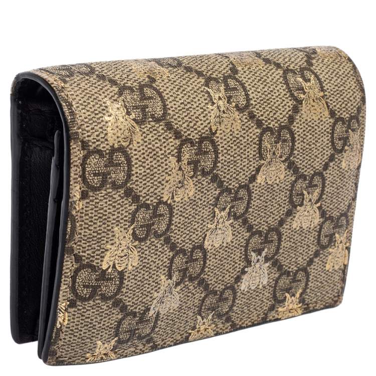 Pre Owned Gucci Beige GG Supreme Canvas and Leather Bee Print Card Case
