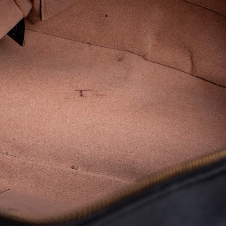 Pre Owned Gucci Black Matelassé Leather GG Marmont Backpack