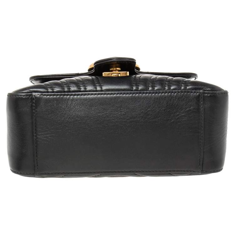 Pre Owned Gucci Black Matelassé Leather GG Marmont Mini Top Handle Bag