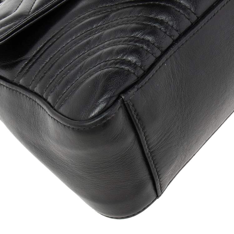 Pre Owned Gucci Black Matelassé Leather GG Marmont Mini Top Handle Bag