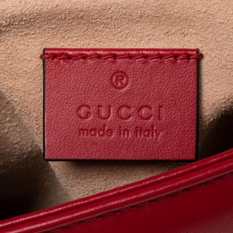 Pre Owned Gucci Red Chevron Quilted Leather Mini GG Marmont Top Handle Bag