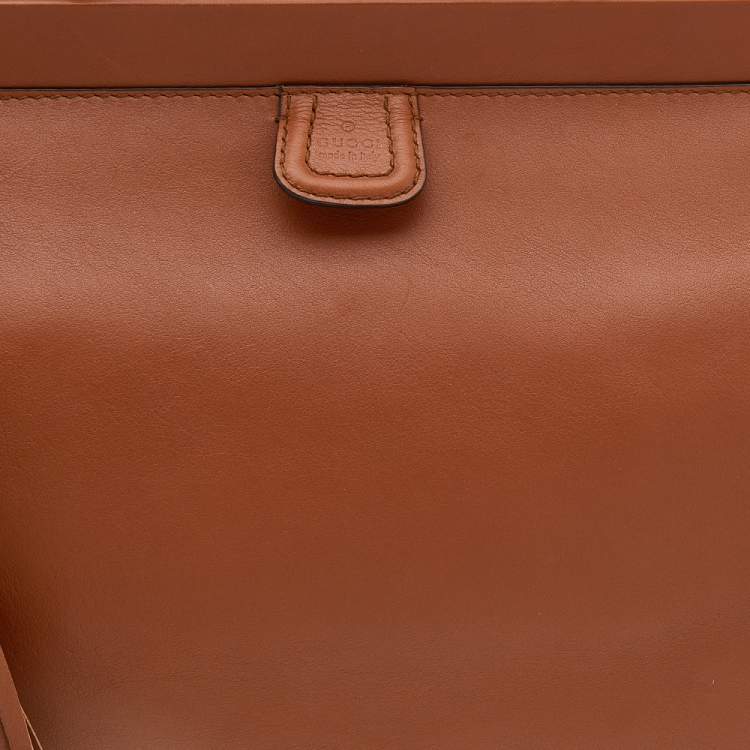 Pre Owned Gucci Brown Leather Medium Bold Bamboo Top Handle Bag
