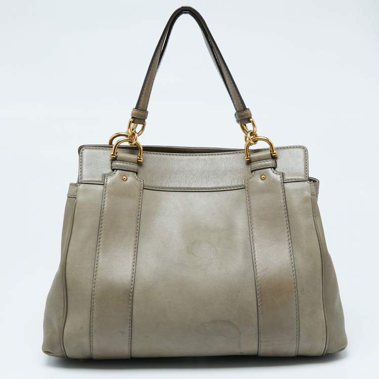 مملوكة مسبقًا Gucci Moss Green Leather Smilla Tote