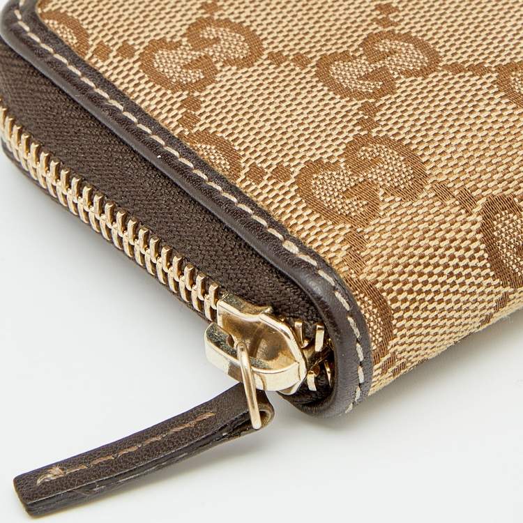 مملوكة مسبقًا Gucci Beige/Ebony GG Canvas and Leather Zip Around Card Case 