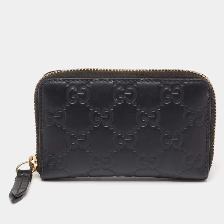 Gucci Signature card case in Black Logo Leather