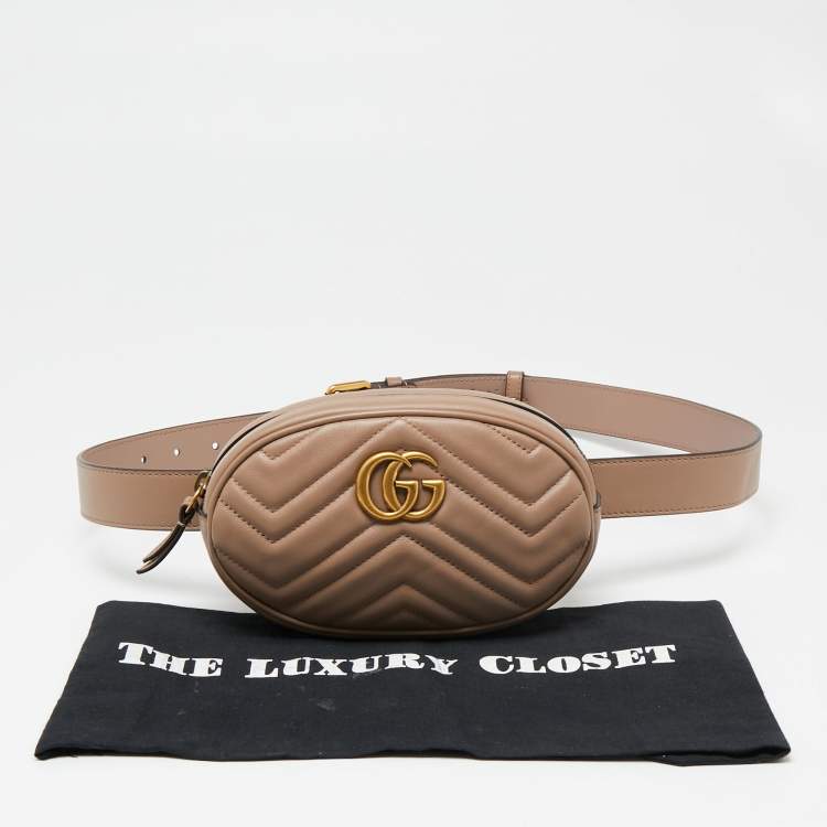 Pre Owned Gucci Beige Matelassé Leather GG Marmont Belt Bag