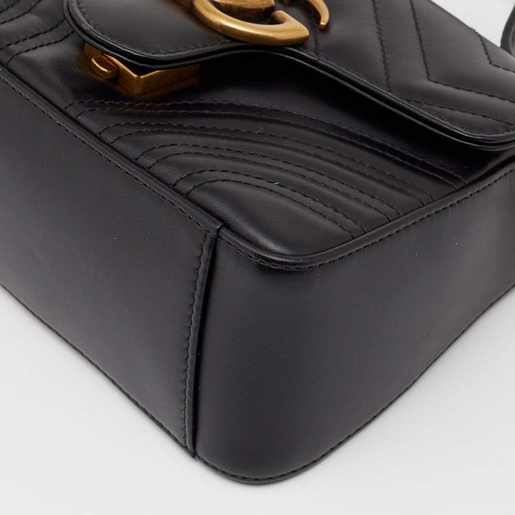 Pre Owned Gucci Black Matelassé Leather Mini GG Marmont Top Handle Bag