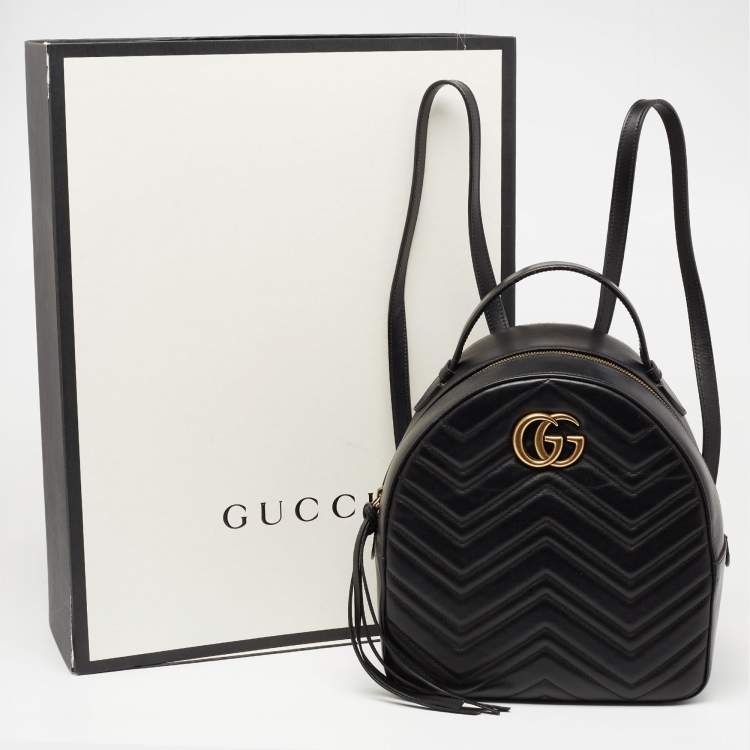 Pre Owned Gucci Black Matelassé Leather GG Marmont Backpack