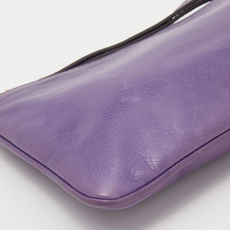 Pre Owned Gucci Purple Leather Wristlet Clutch