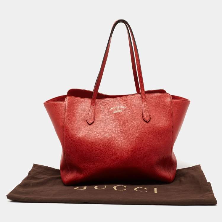 Pre Owned Gucci Red Leather Large Swing Shopper Tote