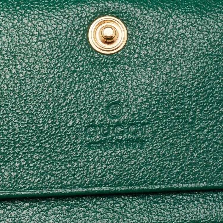 مملوكة مسبقًا Gucci Green Diagonal Quilt Leather Torchon GG Marmont Card Case 