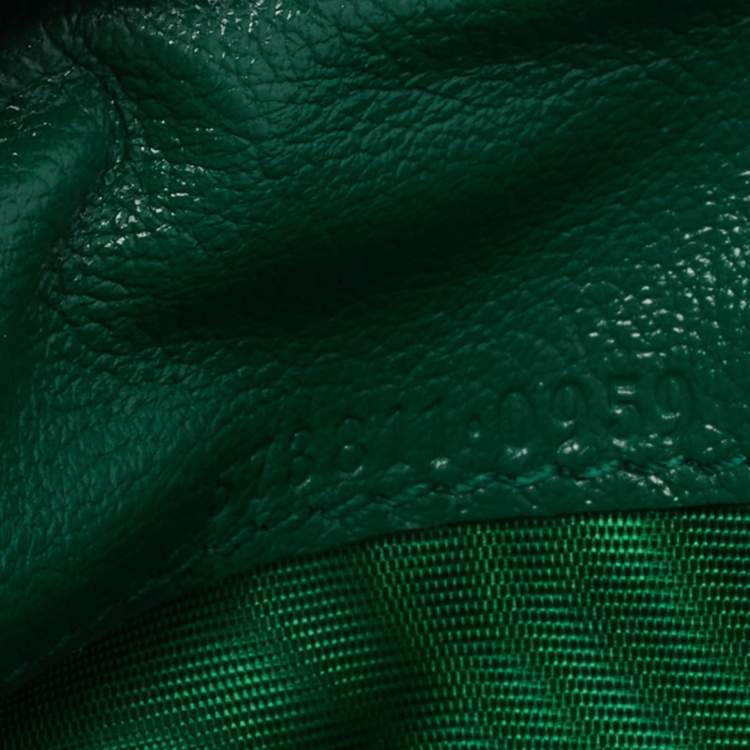 مملوكة مسبقًا Gucci Green Diagonal Quilt Leather Torchon GG Marmont Card Case 