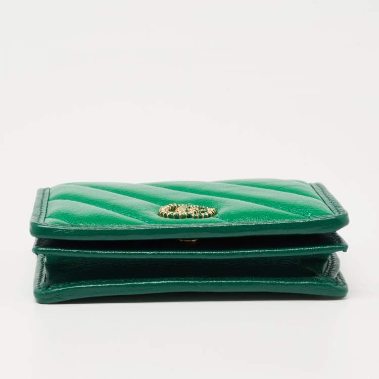 مملوكة مسبقًا Gucci Green Diagonal Quilt Leather Torchon GG Marmont Card Case 
