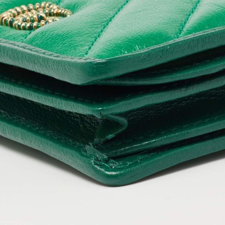 مملوكة مسبقًا Gucci Green Diagonal Quilt Leather Torchon GG Marmont Card Case 