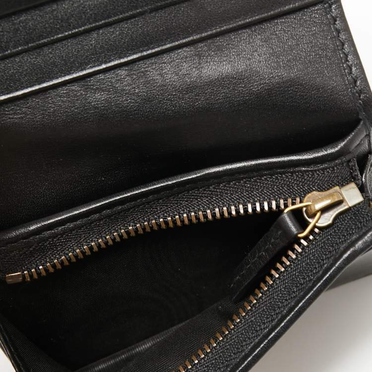 Pre Owned Gucci Black Matelassé Leather GG Marmont Card Case